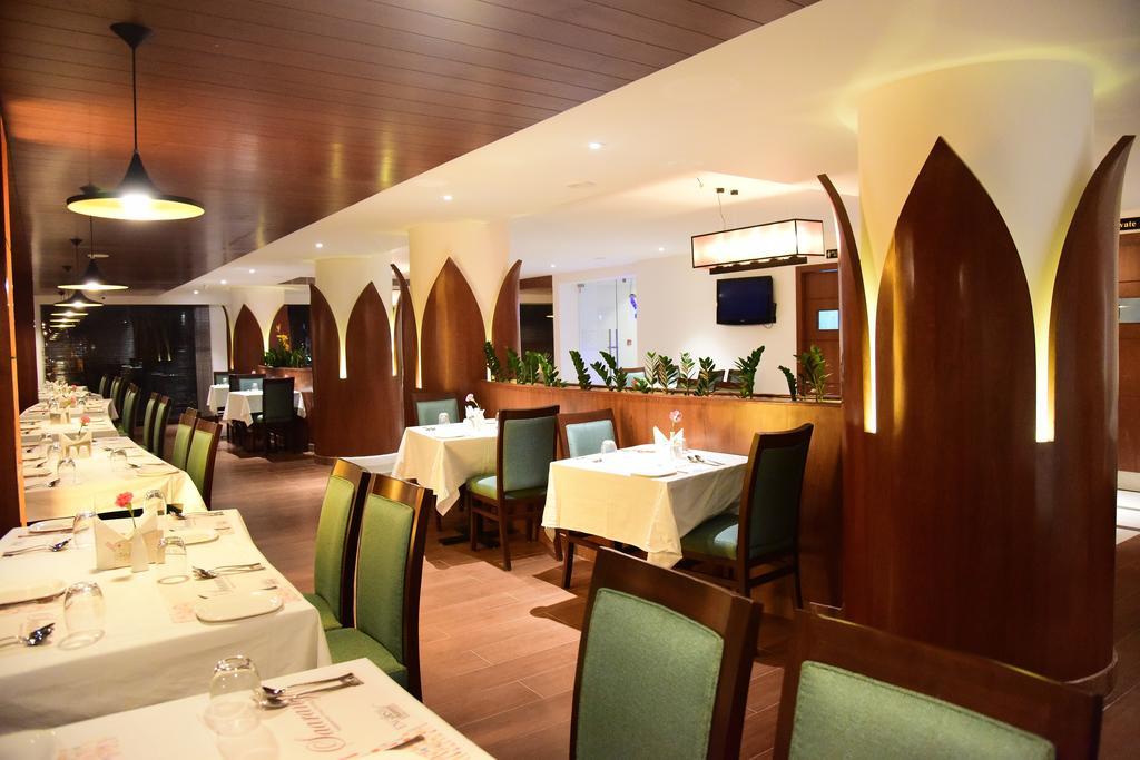 The Royal Comfort Bangalore Exterior foto