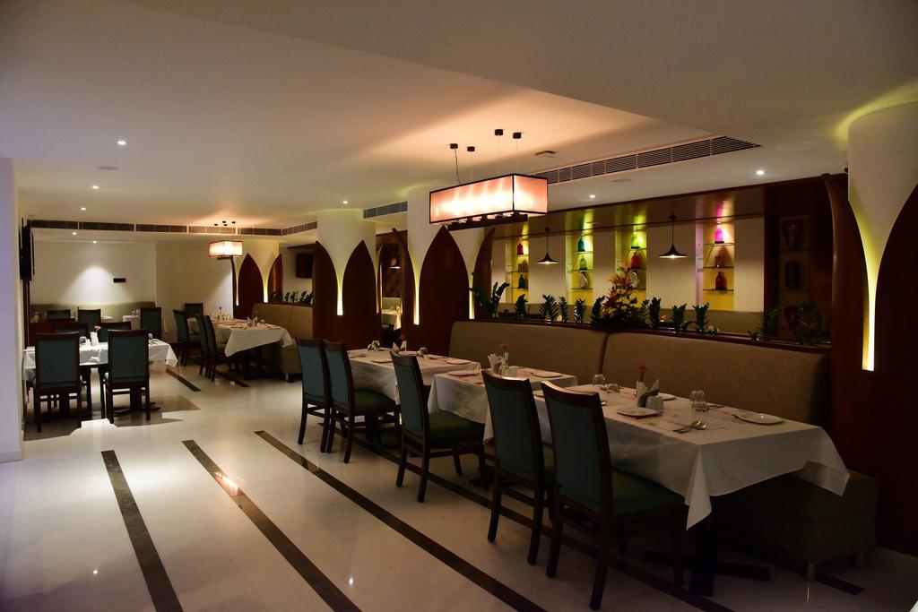 The Royal Comfort Bangalore Exterior foto